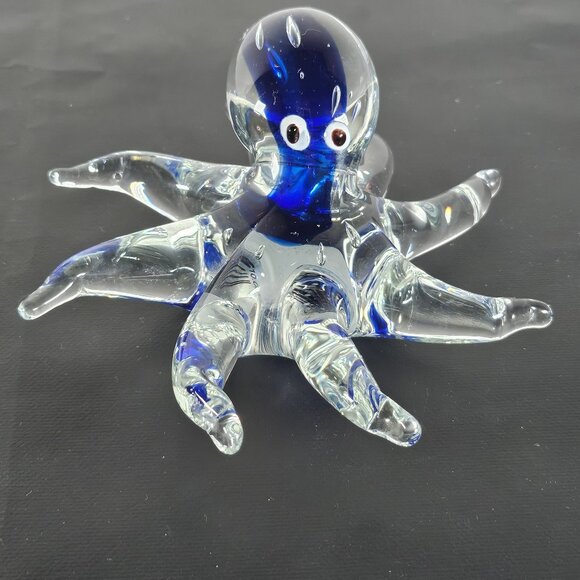 Handmade Handblown Clear/Cobalt Blue Art Glass Octopus Figurine Paperweight - Picture 7 of 12